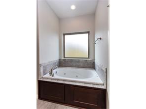 141 Cisterna Dr, Centerton, AR 72719 photo 2