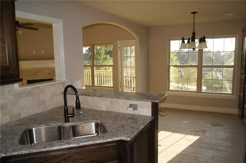 3198 Macon St, Springdale, AR 72764 photo 6