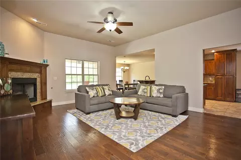 561 Timber Ridge St, Centerton, AR 72719 photo 5