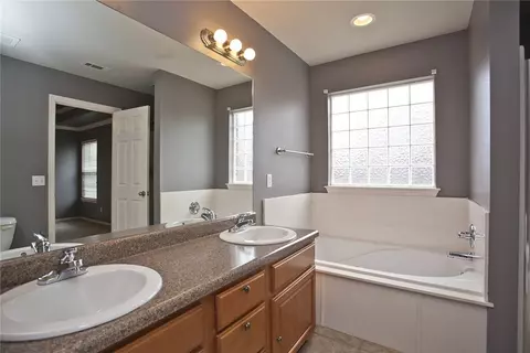 403 E Post Rd, Rogers, AR 72758 photo 11