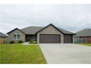 521 Lancaster Rd, Centerton, AR 72719 photo 2