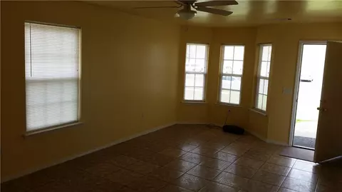 605 E Grove Ave, Springdale, AR 72764 photo 6