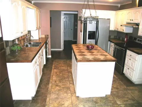 1347 Forest St, Springdale, AR 72764 photo 8