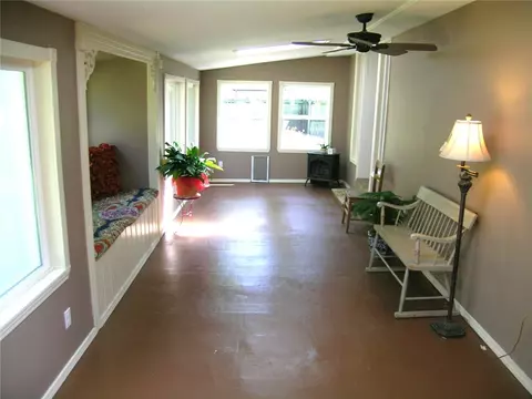 1347 Forest St, Springdale, AR 72764 photo 10