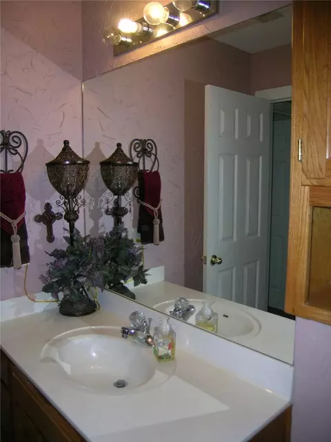 1347 Forest St, Springdale, AR 72764 photo 17