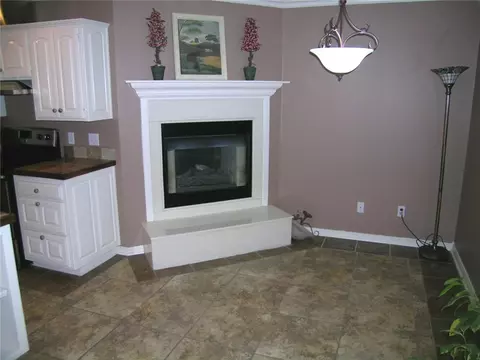1347 Forest St, Springdale, AR 72764 photo 9