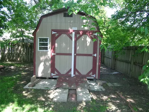 1347 Forest St, Springdale, AR 72764 photo 23