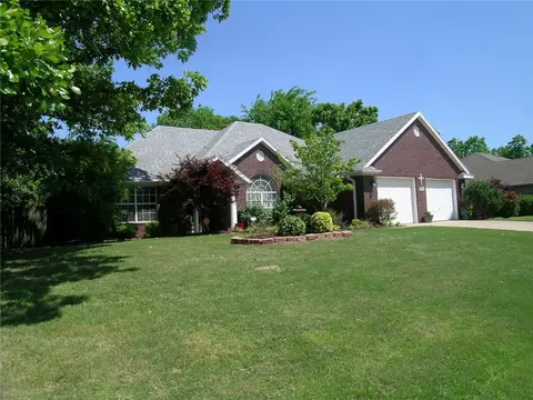 1347 Forest St, Springdale, AR 72764 photo 1
