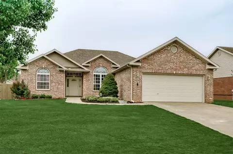 202 Blake Dr, Centerton, AR 72719 photo 1