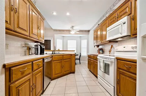 202 Blake Dr, Centerton, AR 72719 photo 8