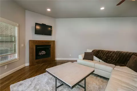 5703 S 60th Pl, Rogers, AR 72758 photo 14