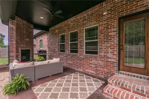 5703 S 60th Pl, Rogers, AR 72758 photo 5