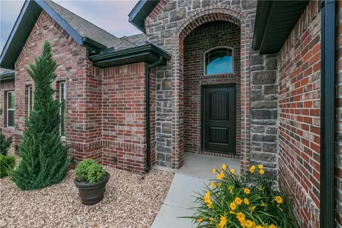 5703 S 60th Pl, Rogers, AR 72758 photo 13