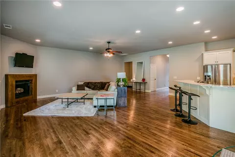 5703 S 60th Pl, Rogers, AR 72758 photo 17