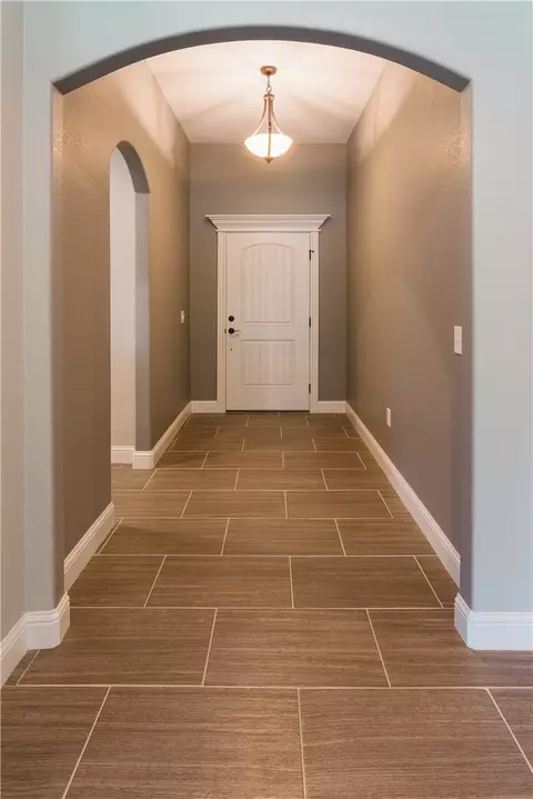 550 Lancaster Rd, Centerton, AR 72719 photo 2