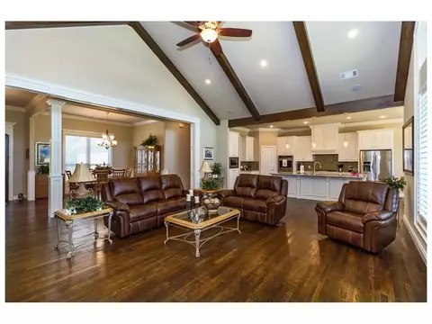 3161 Laurel Cir, Centerton, AR 72719 photo 3