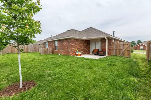 2908 S E St, Rogers, AR 72758 photo 3