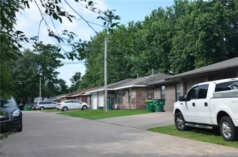 1101 Backus, Springdale, AR 72762 photo 2
