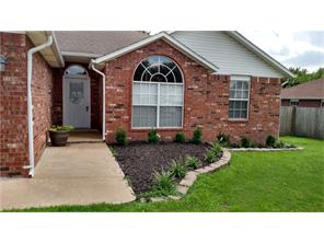 111 Birch St, Centerton, AR 72719 photo 2
