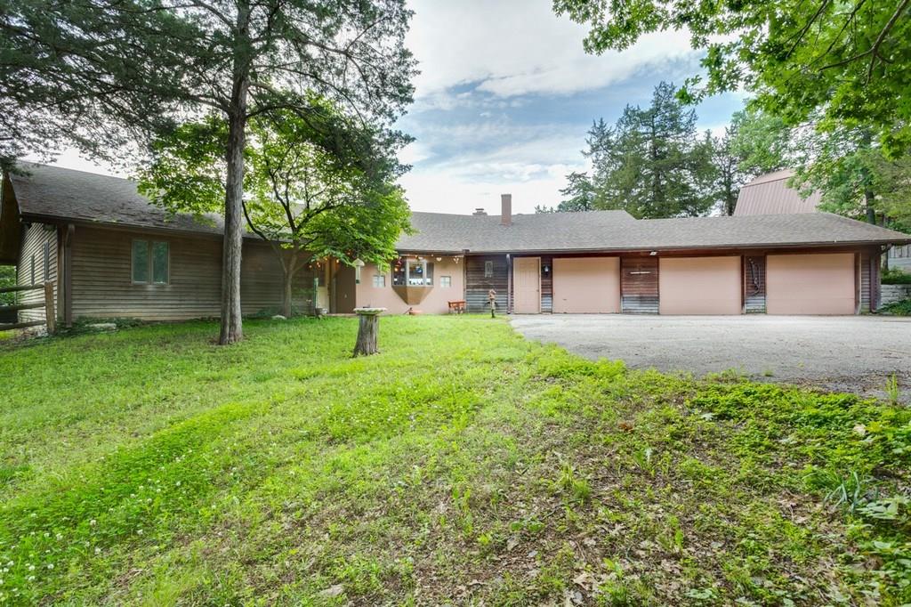 114 Cedar Rd, Noel, MO 64854 photo 3
