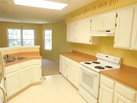 11 Wembly Dr, Bella Vista, AR 72715 photo 4