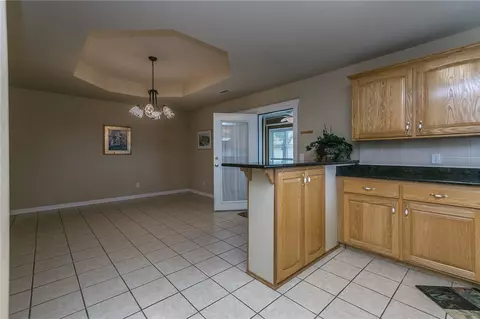 802 Pennington St, Lowell, AR 72745 photo 7