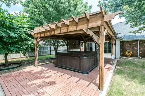 802 Pennington St, Lowell, AR 72745 photo 27
