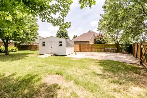 802 Pennington St, Lowell, AR 72745 photo 24