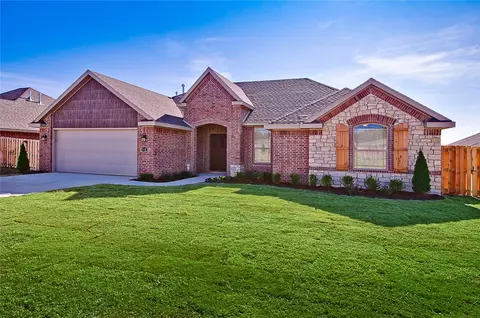 130 Cisterna Dr, Centerton, AR 72719 photo 1
