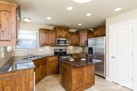 3910 Glenbrook Loop, Springdale, AR 72764 photo 12