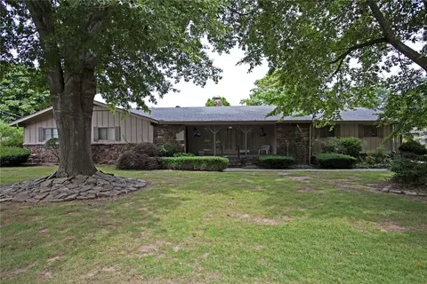 706 E Summit Loop, Rogers, AR 72756 photo 1