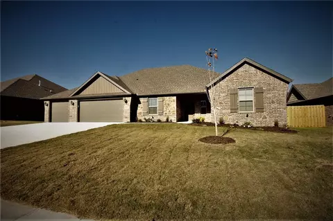 1710 Aniston Rd, Centerton, AR 72719 photo 1