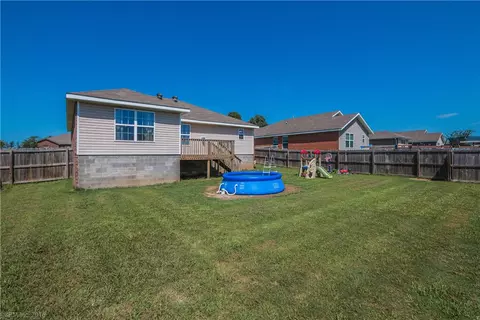 656 Olivia Ln, Centerton, AR 72719 photo 16