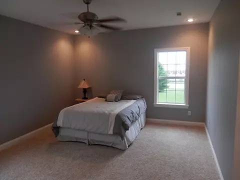 2622 Persimmon St, Springdale, AR 72764 photo 8