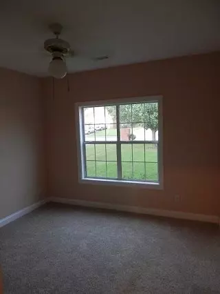 2622 Persimmon St, Springdale, AR 72764 photo 3