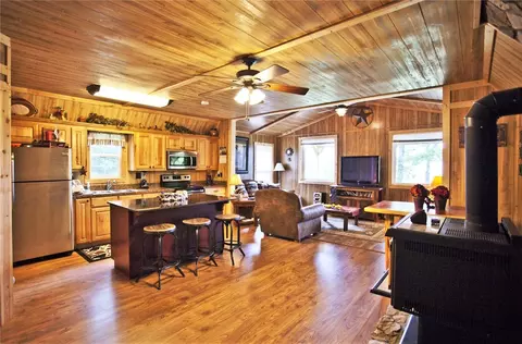 302 Madison 5454, Combs, AR 72721 photo 4
