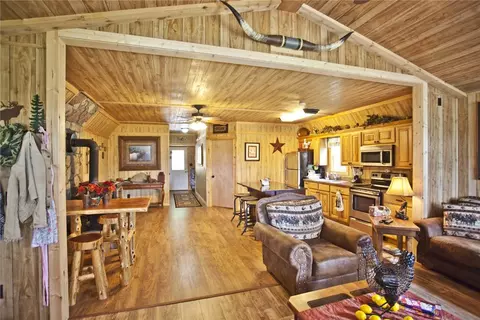 302 Madison 5454, Combs, AR 72721 photo 10