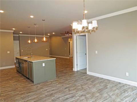 112 E Glendale Ln, Rogers, AR 72758 photo 6