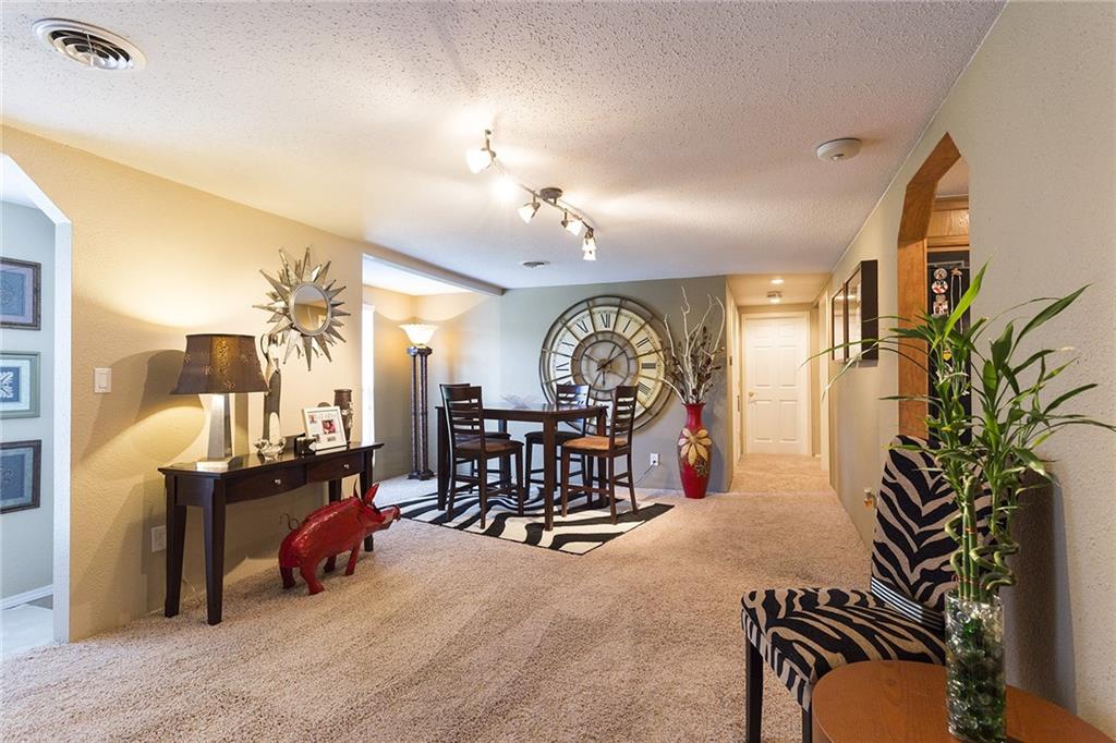 6018 E Guy Terry Rd, Springdale, AR 72764 photo 2
