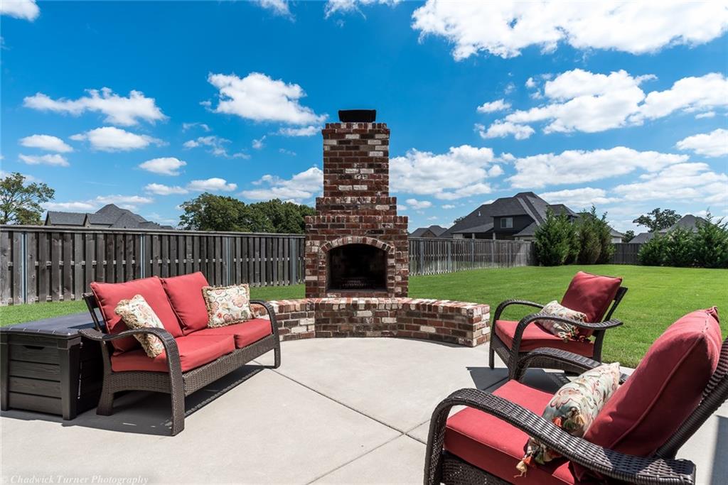 3140 Oak Tree Dr, Centerton, AR 72719 photo 3