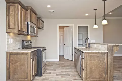2130 Fields Dr, Pea Ridge, AR 72751 photo 4