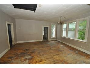 508 Spring St, Springdale, AR 72764 photo 9