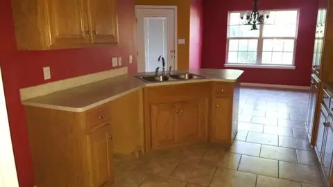 909 Harvard Ave, Fort Smith, AR 72908 photo 5
