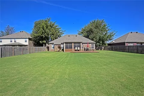 121 Devonshire Ave, Lowell, AR 72745 photo 29