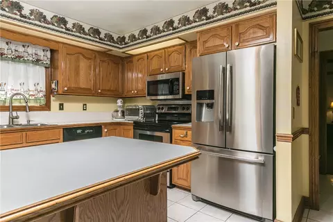 2425 Kasey Ave, Springdale, AR 72762 photo 9