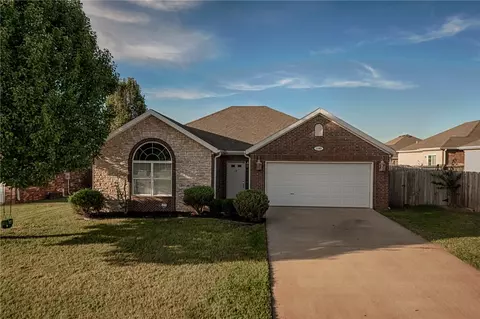 1187 Apache Trl, Springdale, AR 72764 photo 1