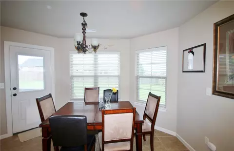 581 Lancaster Rd, Centerton, AR 72719 photo 7