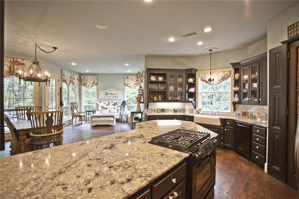 8701 Crest Ln, Springdale, AR 72762 photo 13