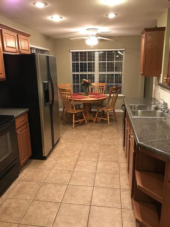 661 Walker St, Centerton, AR 72719 photo 10