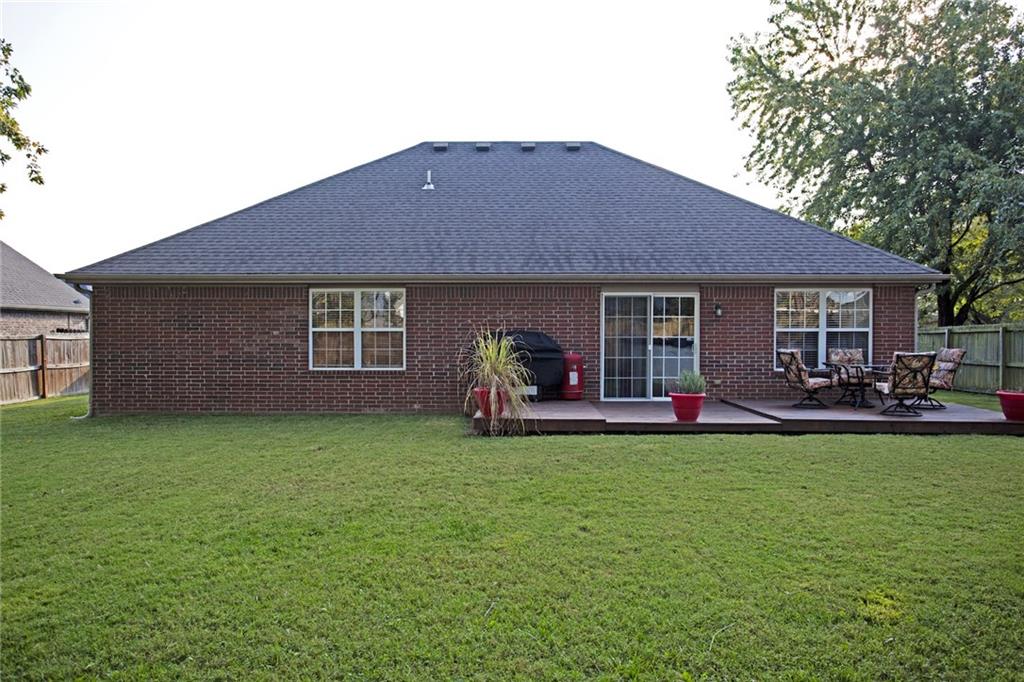 661 Walker St, Centerton, AR 72719 photo 26